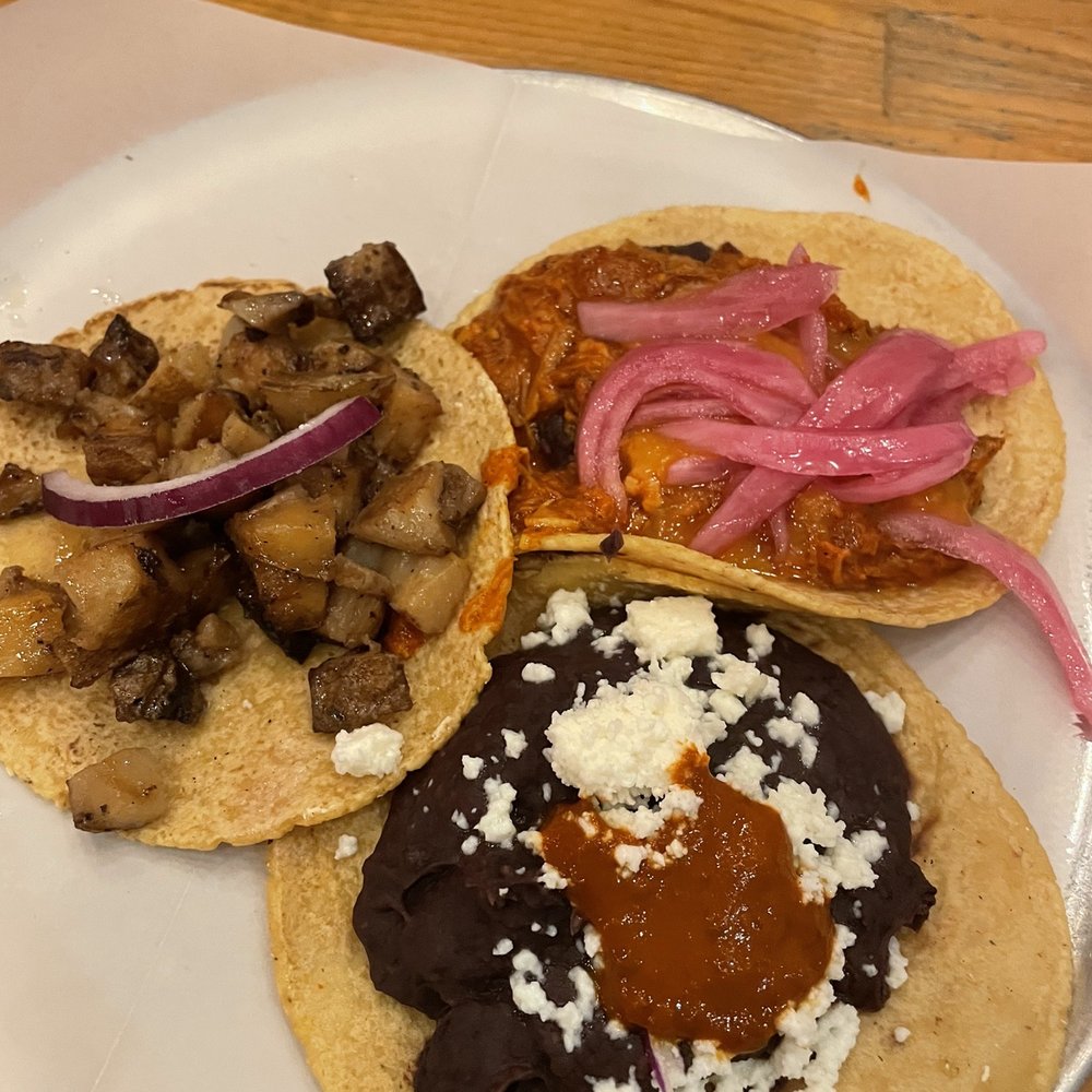 Guisados - Papas Tacos, Cochinita Pibil, Frijoles con Queso - Mexican Near Me - Pasadena, California Guisados - Papas Tacos, Cochinita Pibil, Frijoles con Queso - Mexican Near Me - Pasadena, California