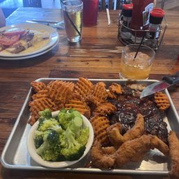 Ribs and grouper fingers Ribs and grouper fingers