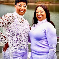 Lake Lanier Luxury Houseboat and Yacht Rentals