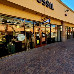 Fossil Outlet Store