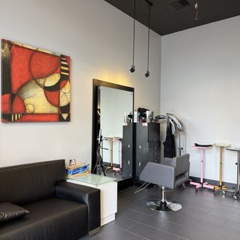 Salon Yoo - Seating Area - Hair Salons Near Me - Rancho Cucamonga, California Salon Yoo - Seating Area - Hair Salons Near Me - Rancho Cucamonga, California