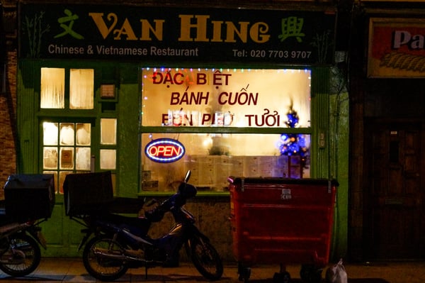 Van Hing by null