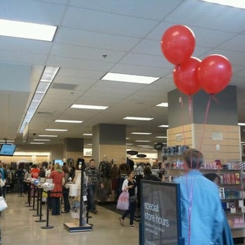 Nordstrom Rack - Department Stores Near Me - Chicago, Illinois