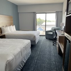 ParkShore Resort