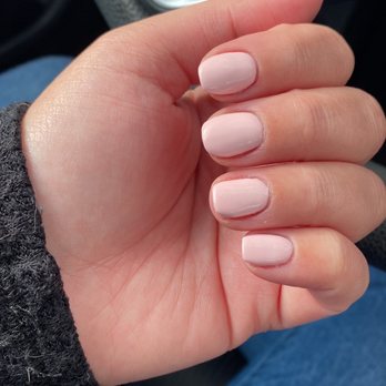 Spruce Nail Shop - Nail Salons Near Me - Cincinnati, Ohio