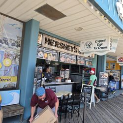 Hershey's Ice Cream Shop - Front
