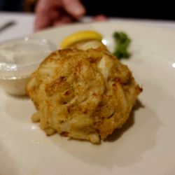 Peppermill Restaurant - Lumpy crab cake
