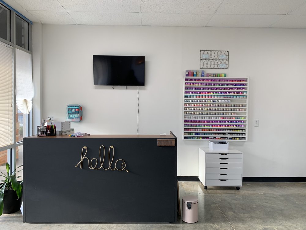 LIVING LAVISH SPA 1096 Concord Pkwy N, Concord, North Carolina Nail