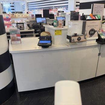 SEPHORA - Cosmetics & Beauty Supply Near Me - Los Angeles, California SEPHORA - Cosmetics & Beauty Supply Near Me - Los Angeles, California
