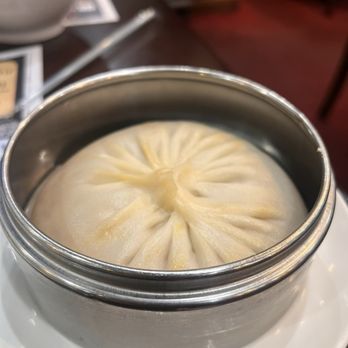 Long Xing Ji Juicy Dumpling - 12. Juicy Pork & Crab Bun - Chinese Near Me - Baldwin Park, California Long Xing Ji Juicy Dumpling - 12. Juicy Pork & Crab Bun - Chinese Near Me - Baldwin Park, California