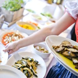 Hoftaverne Ziegelböck | Gasthaus & Restaurant - Frisch, bunt und hausgemacht: feine Vorspeisen und Gemüse vom Mittagsbuffet.