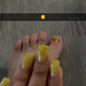 LV Nails & Spa - Lemon something was the polish - Waxing Near Me - Kirkland, Washington LV Nails & Spa - Lemon something was the polish - Waxing Near Me - Kirkland, Washington