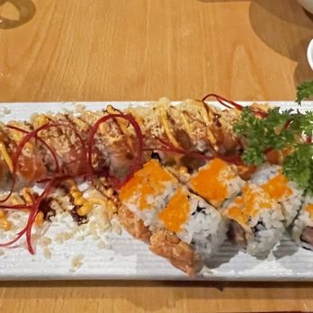 Moida Sushi - Lion King Signature Roll and Spicy Tuna Roll - Sushi Bars Near Me - Roswell, Georgia