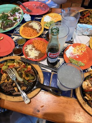 El Azteca Taqueria by null