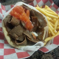Skippy's Gyros - Gyros