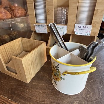 Dialogue Coffee & Flowers - Coffee & Tea Near Me - New York, New York Dialogue Coffee & Flowers - Coffee & Tea Near Me - New York, New York