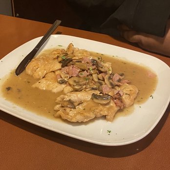 Napoli Pizza - Chicken Marsala - Pizza Near Me - Wallingford, Connecticut