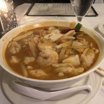 Hsu's Atlanta - Anna's Spicy Anna's Seafood Noodle Soup! - Chinese Near Me - Atlanta, Georgia