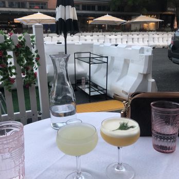 Rouge Cocktail Lounge - Cocktail Bars Near Me - Bellevue, Washington