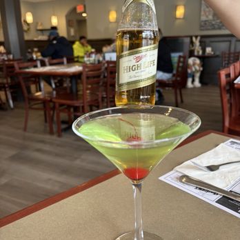 Caravela Family Restaurant - Sour appletini - Portuguese Near Me - Fall River, Massachusetts Caravela Family Restaurant - Sour appletini - Portuguese Near Me - Fall River, Massachusetts