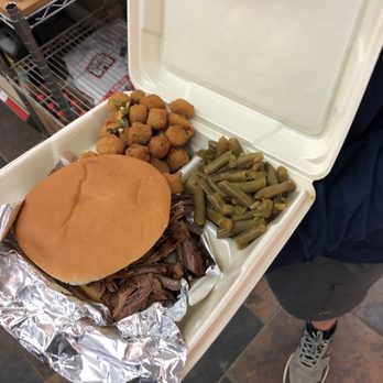 B S Hickory Smoke Bbq 12 Reviews Barbeque 825 College Hill Rd Oxford Ms Restaurant Reviews Phone Number Yelp