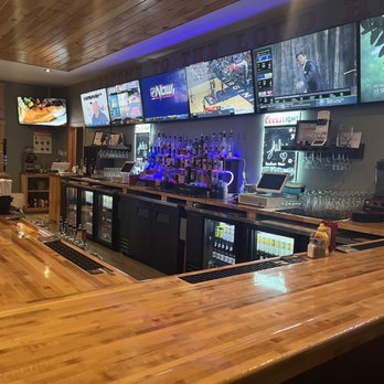 The View - Bar - American Near Me - Tully, New York