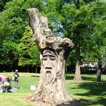 Thompson's Park - Parks Near Me - Cardiff, CRF