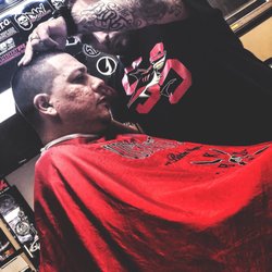 Kustom Kutz Barbershop And Shave Parlor
