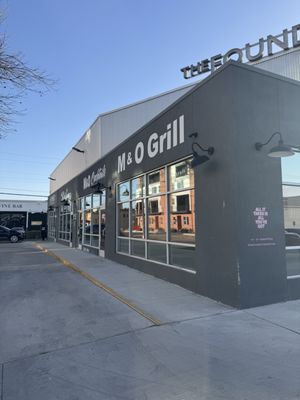 M&O Station Grill + Cocktail Lounge by null