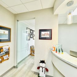 David C. Beachler, DDS - Sparking clean office, bright waiting area with seats & magazines.