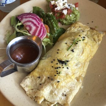 Del Cielo - Vegetarian omelette - Breakfast & Brunch Near Me - Tulum, ROO Del Cielo - Vegetarian omelette - Breakfast & Brunch Near Me - Tulum, ROO
