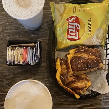 Caffe Cafe - Irish nut latte, white choco, pretzel bread; IG: susanlamx - Cafes Near Me - Brooklyn, New York