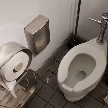 Ross Dress for Less - Bathroom - Department Stores Near Me - Miami, Florida
