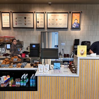 Philz Coffee - Counter inside - Coffee & Tea Near Me - Calabasas, California Philz Coffee - Counter inside - Coffee & Tea Near Me - Calabasas, California