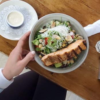 Alfie's - New American Near Me - New York, New York