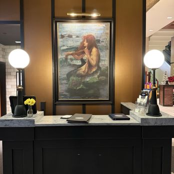 Saltine - Front desk - Seafood Near Me - Norfolk, Virginia Saltine - Front desk - Seafood Near Me - Norfolk, Virginia
