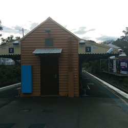 Penhurst Railway Station - Shelter