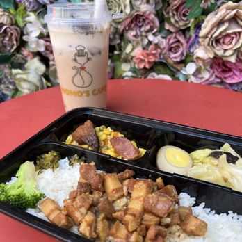 Momo's Cafe - Braised Pork Bento (@kevinsfoodtour) - Asian Fusion Near Me - Washington, DC, District of Columbia Momo's Cafe - Braised Pork Bento (@kevinsfoodtour) - Asian Fusion Near Me - Washington, DC, District of Columbia