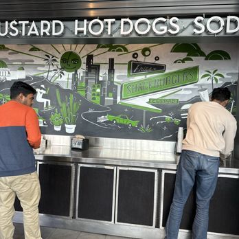 Shake Shack Century City Mall - 2nd Floor - Fast Food Near Me - Los Angeles, California