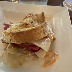 The Pub - Magnolia Point - Ruben