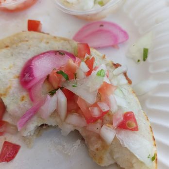 La Carreta - the classic mulitas de asada con pico y limon y cebolla - Mexican Near Me - Los Angeles, California La Carreta - the classic mulitas de asada con pico y limon y cebolla - Mexican Near Me - Los Angeles, California