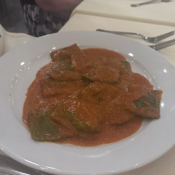 Il Pastaio - Italian Near Me - Beverly Hills, California Il Pastaio - Italian Near Me - Beverly Hills, California