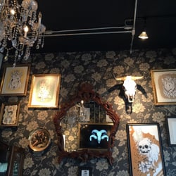 Blackline Custom Tattoo - Salón de tatuajes con un diseño muy chido