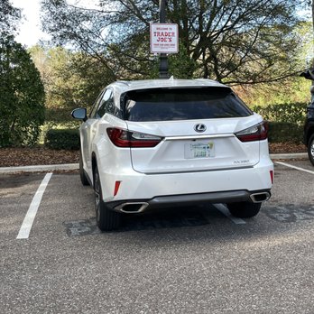 Trader Joe's - Bad Parker - identity of this d- bag has been blurred out to protect its identity - Grocery Near Me - Orlando, Florida