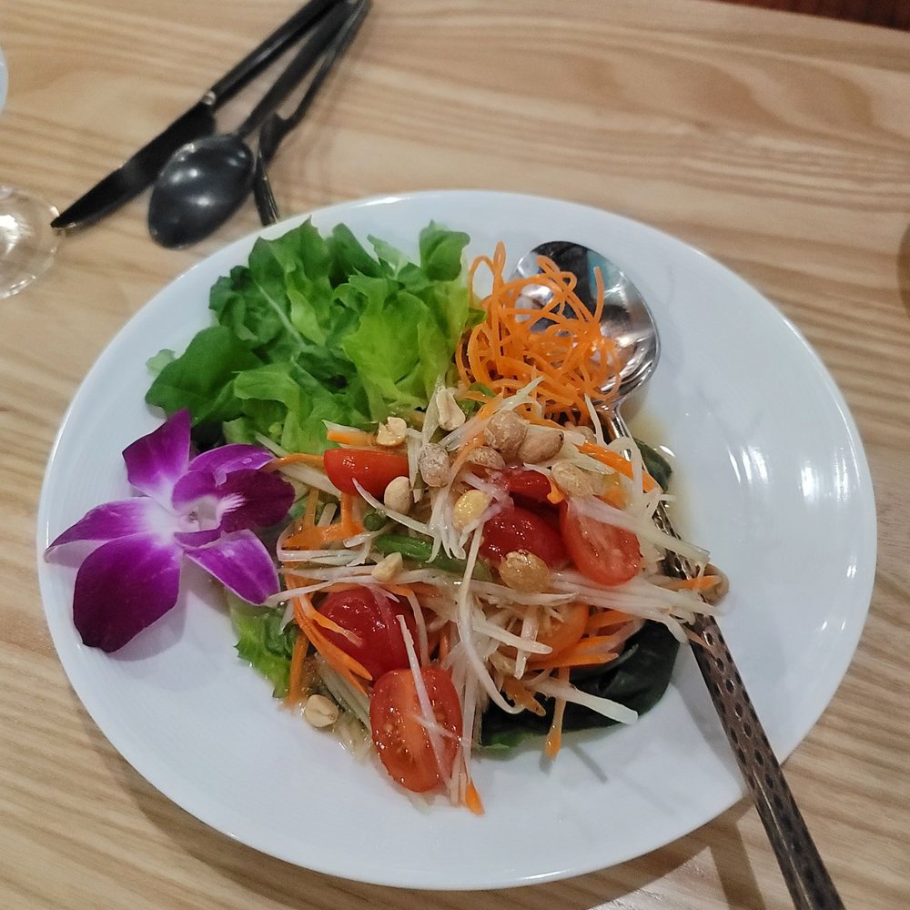 Modern Thai - Papaya salad - Thai Near Me - Tyrone, Georgia Modern Thai - Papaya salad - Thai Near Me - Tyrone, Georgia