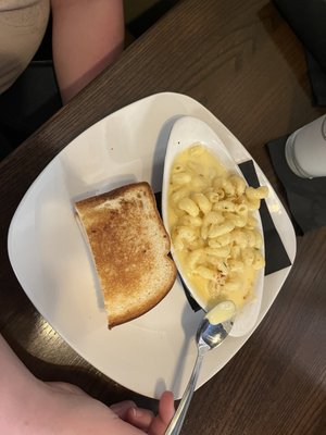 GOLDFINCH TAP + EATERY - 55 Photos & 55 Reviews - 740 10th St, Marion