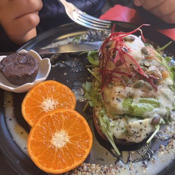 UT47 Kitchen & Bar - Breakfast & Brunch Near Me - New York, New York
