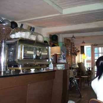 Scooter Caffè - Cafes Near Me - London, XGL