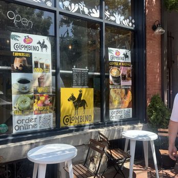 Colombino Coffee - Outdoor sitting area - Coffee & Tea Near Me - Pittsburgh, Pennsylvania Colombino Coffee - Outdoor sitting area - Coffee & Tea Near Me - Pittsburgh, Pennsylvania