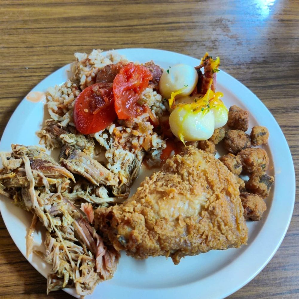 Hog Heaven - A few items from the buffet area. - Barbeque Near Me - Pawleys Island, South Carolina